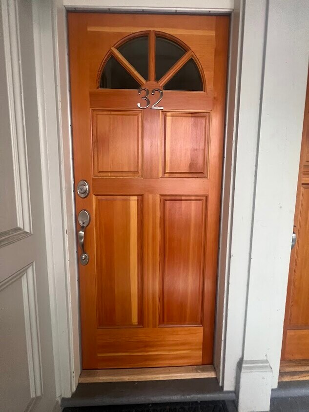 Foto principal - 32 Auburn St