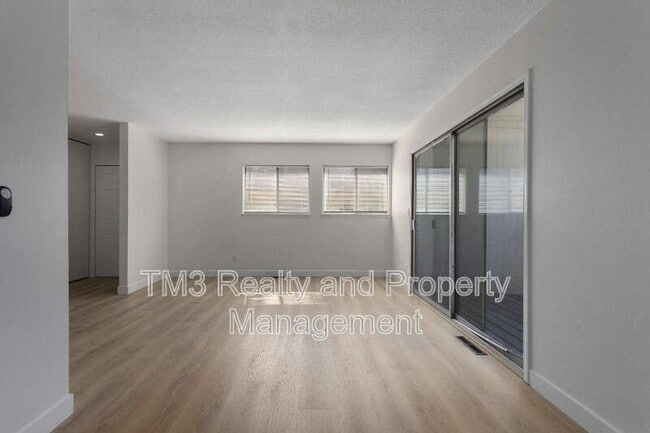 Foto del edificio - 8423 Kessler St