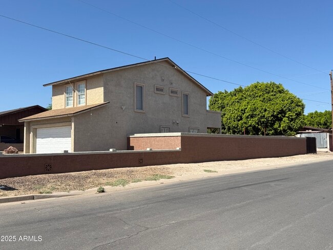 Building Photo - 8602 S 7th Pl
