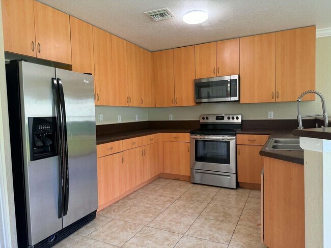 Building Photo - 6355 Adriatic Way