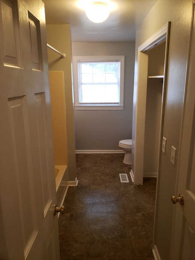 Foto del edificio - 304 Sterling St., Piedmont, AL 36272