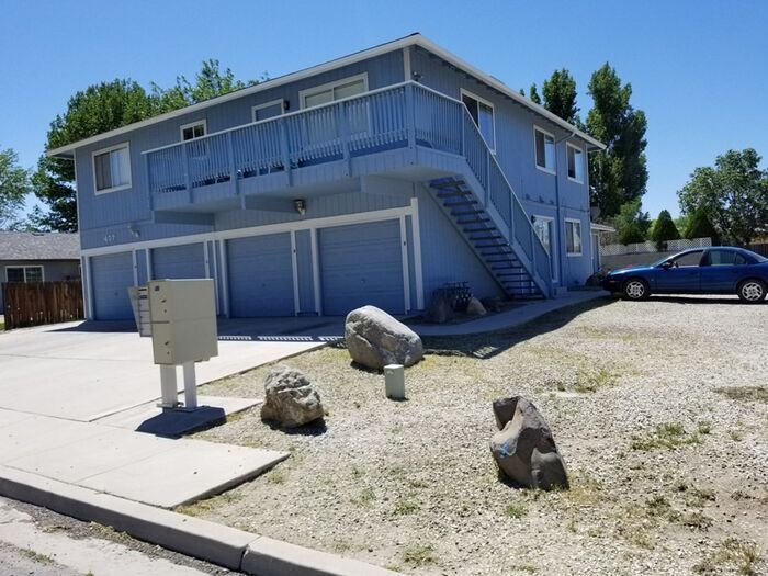 Foto principal - Townhome for rent in Yerington