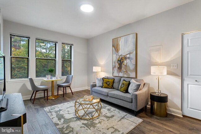 Foto del edificio - 1621 T St NW