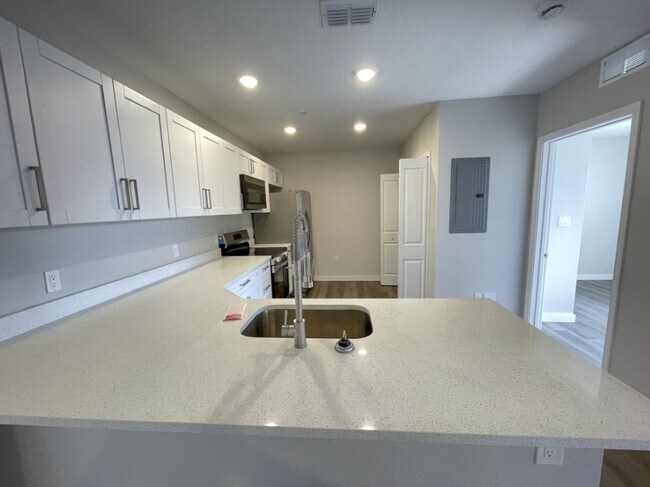 Building Photo - Doorbia Rental Homes