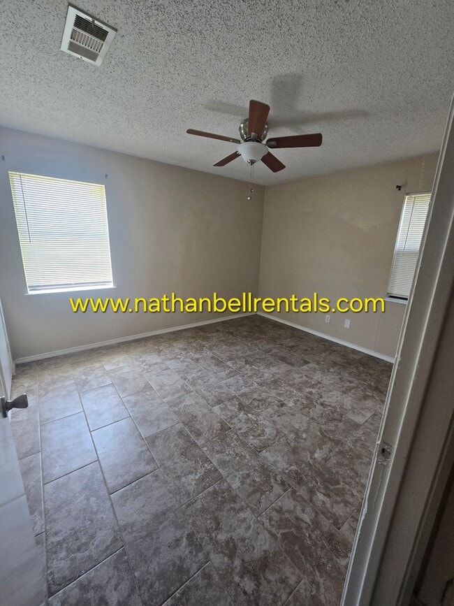 Building Photo - Sugar Creek Apartments