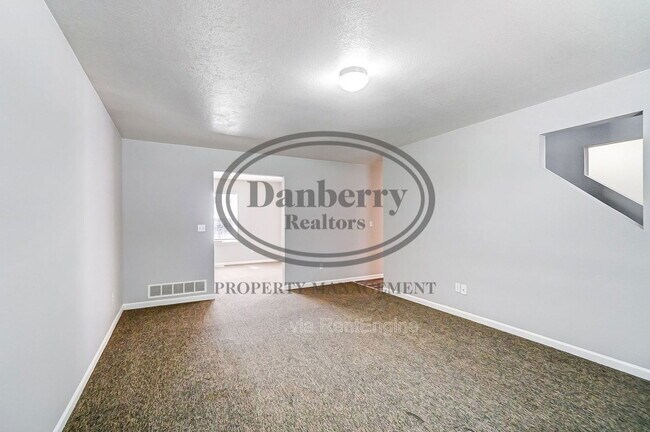 Foto del edificio - 3571 Turret Green Dr