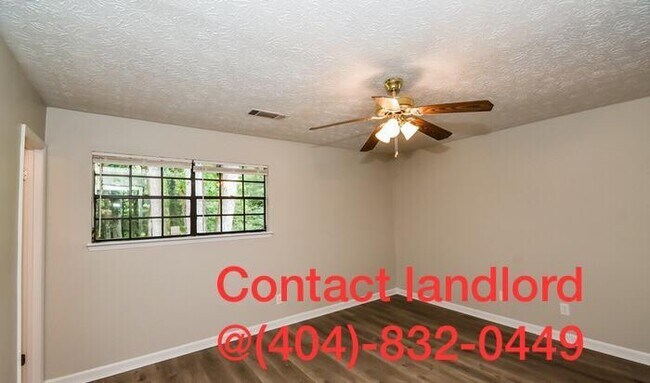 Building Photo - 263 Independence Dr