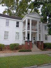 Building Photo - 350 Telfair St