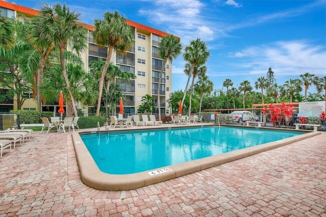 Photo - 2350 NE 14th Street Causeway Apartment