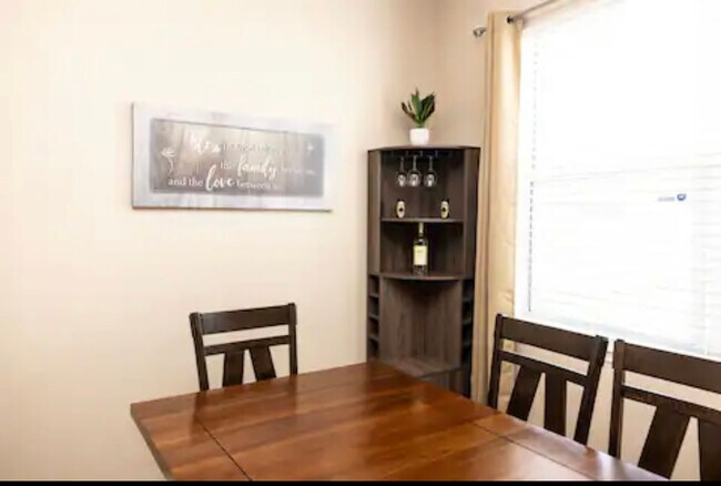 ¡cocina - 633 Highland Meadows Ave