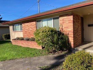 Foto principal - 7347 SE Henry St