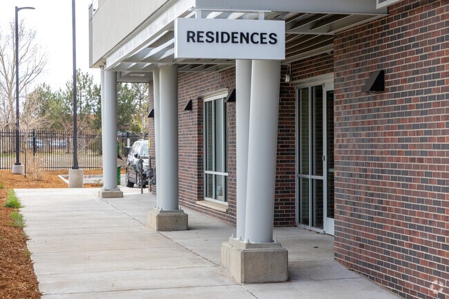 Entrance - Freshlo