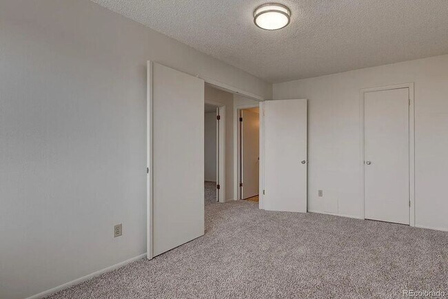 Foto del edificio - 14522 E 13th Ave