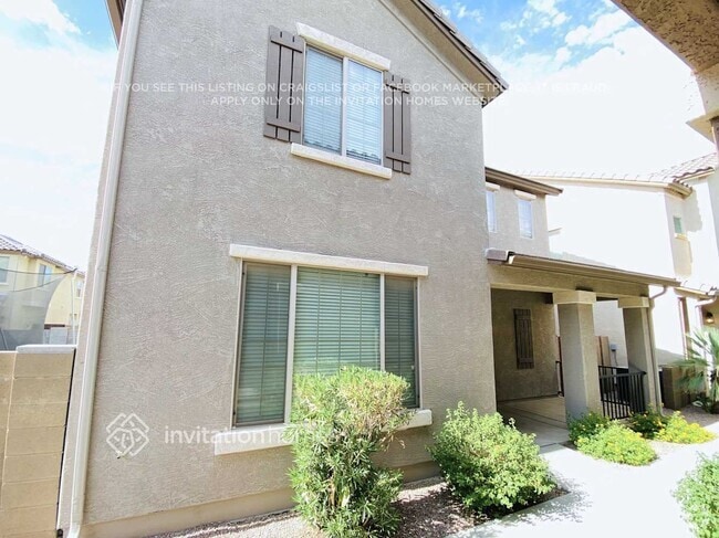 Building Photo - 1391 S Moccasin Trail