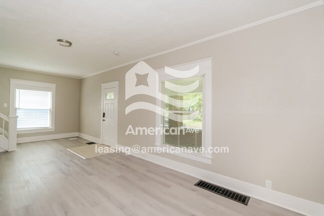 Building Photo - 805 N Colorado Ave