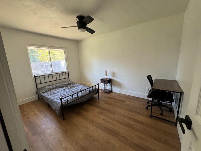 Foto del edificio - 9412 Quail Meadow Dr