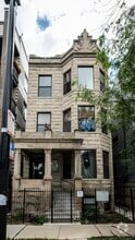 Building Photo - 1219 N California Ave