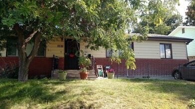 Building Photo - 1111 S Baker St