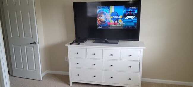 Foto del edificio - 6061 Grand Cypress Cir W