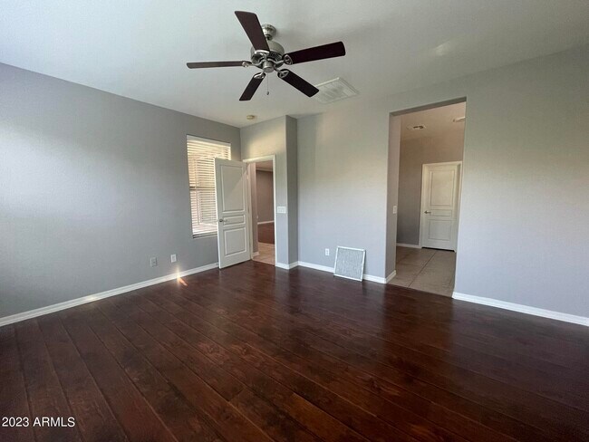 Foto del edificio - 1554 W Pelican Ct