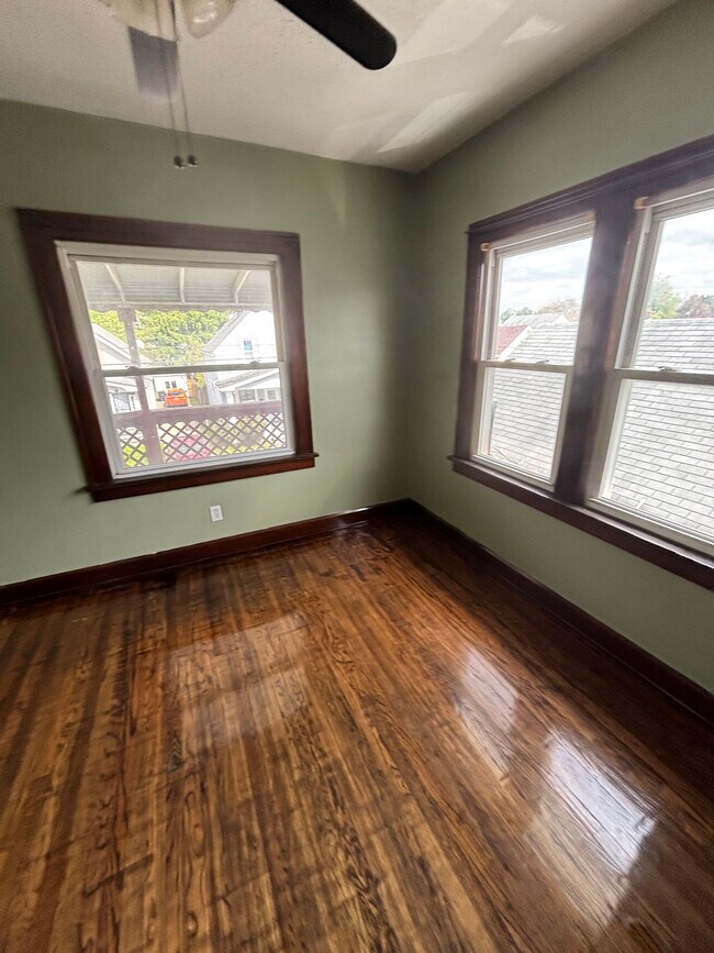 Foto del edificio - 3418 W 45th St