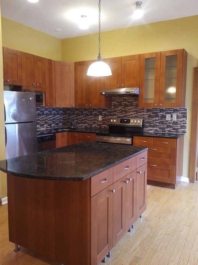 Kitchen Center Island with Lots of Storage!! - 111 Mulberry St