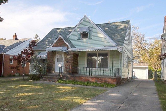 Building Photo - 21201 Crystal Ave
