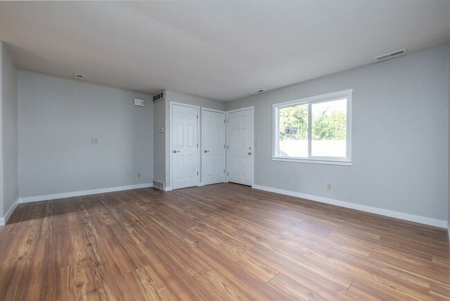 Foto del edificio - 722 S Morain St