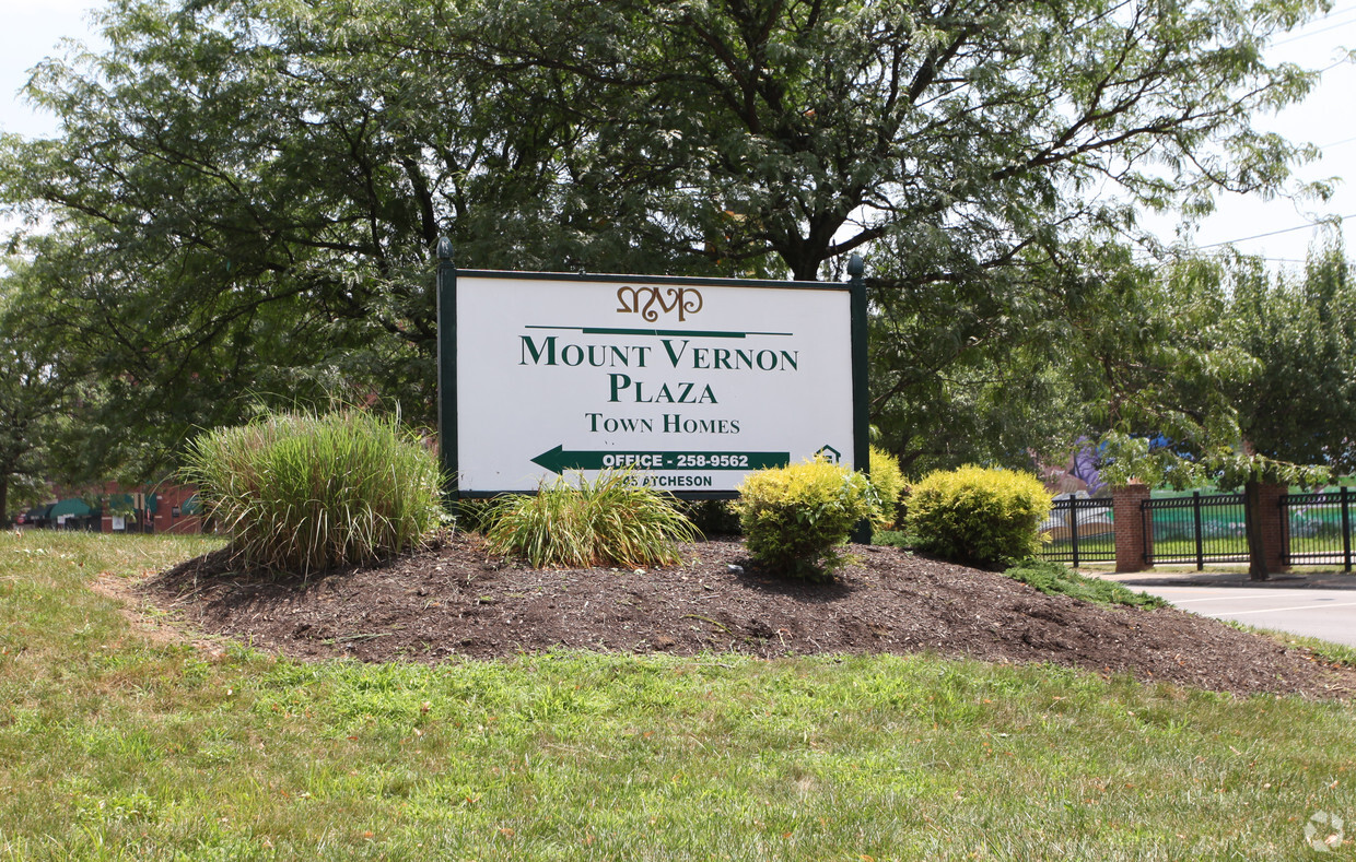 Foto del edificio - Mount Vernon Plaza Town homes