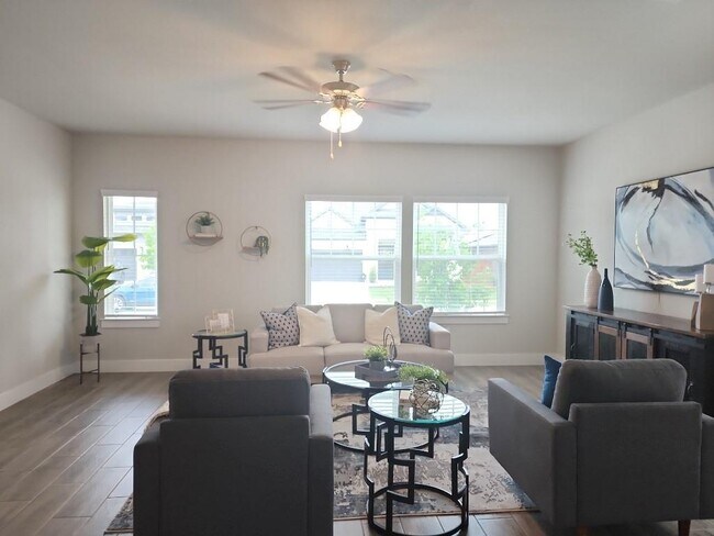 Building Photo - 8109 Petronas Pass