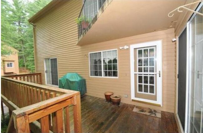 Oversized Deck - 17 Treasure Way