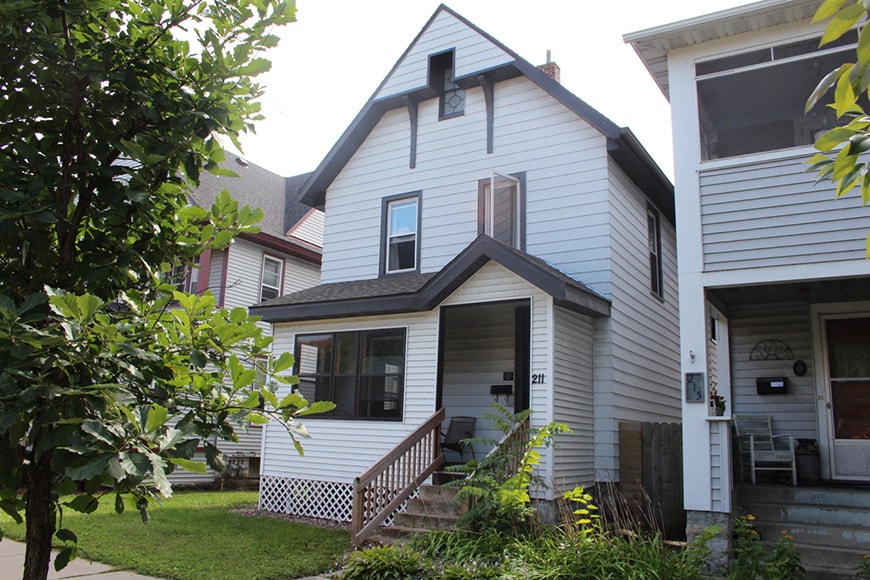 211 W 6th St, Winona, MN 55987 House Rental in Winona, MN