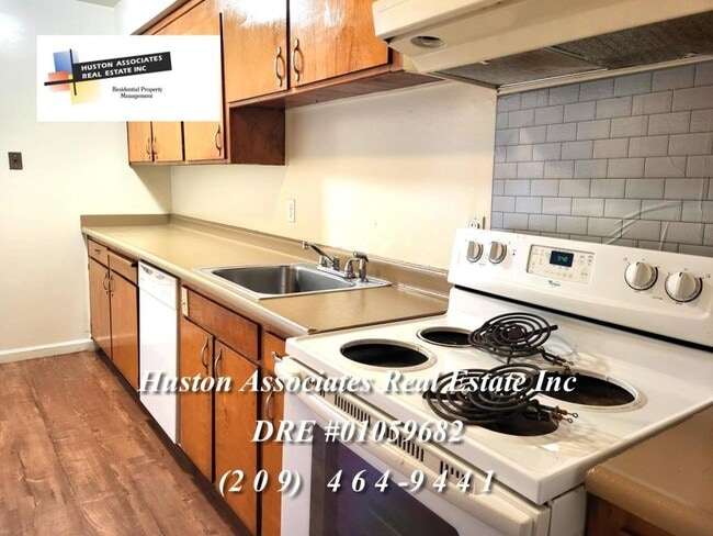 Foto del edificio - 6713 N El Dorado St