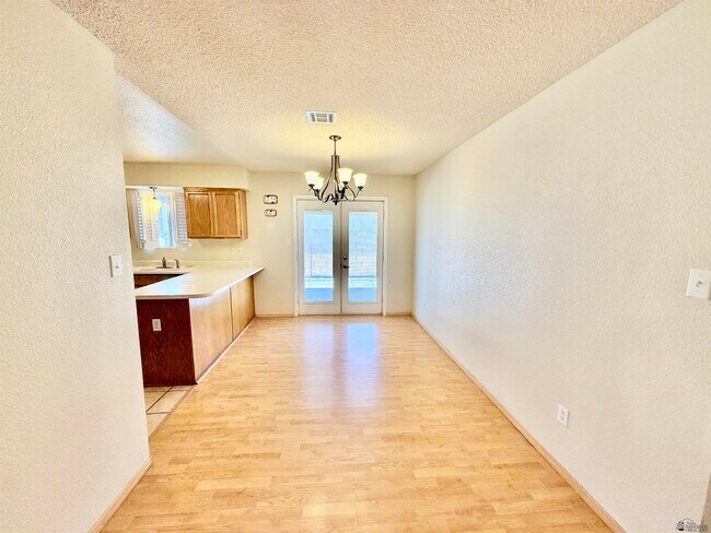 Building Photo - 2783 W 29th Ln