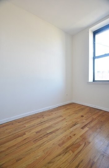 Building Photo - 55 Delancey St