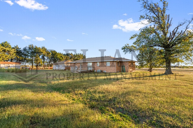 Foto del edificio - 4525 N 247th St W