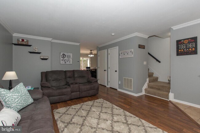 Foto del edificio - 570 Nanticoke Ct