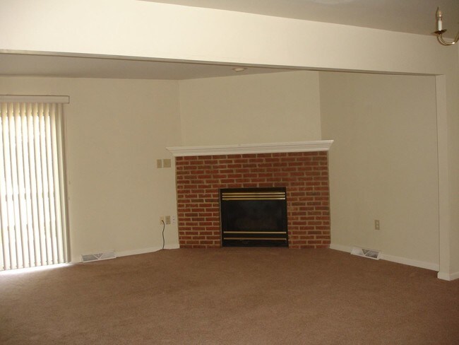 Foto del edificio - 3 br, 1.5 bath House - 109 PINE BRIDGE LANE