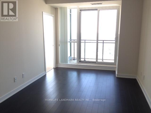 Photo du bâtiment - 4070 Confederation Pkwy