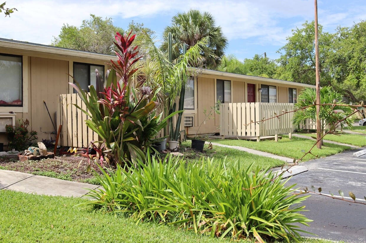 Primary Photo - SPECIOUS ONE BEDROOM THEY ARE GOING VERY FAST