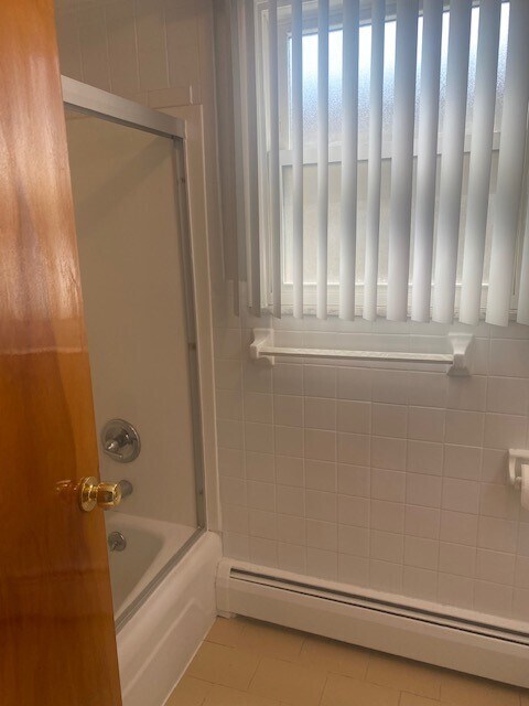 bath - 1701 Manhattan Ave