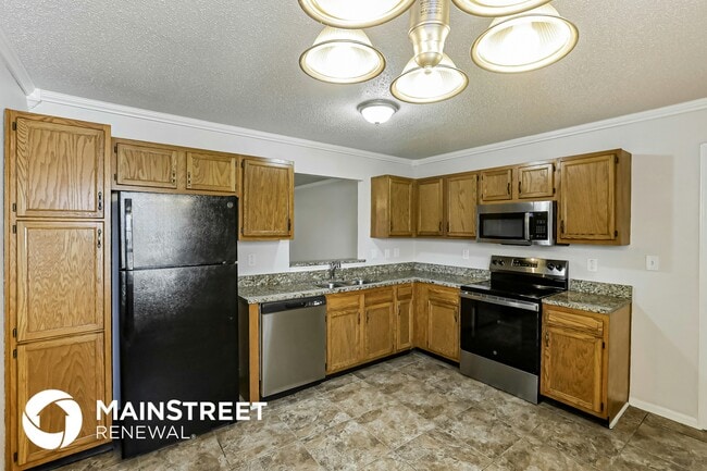 Foto del edificio - 1928 Sweet Blossom Ln