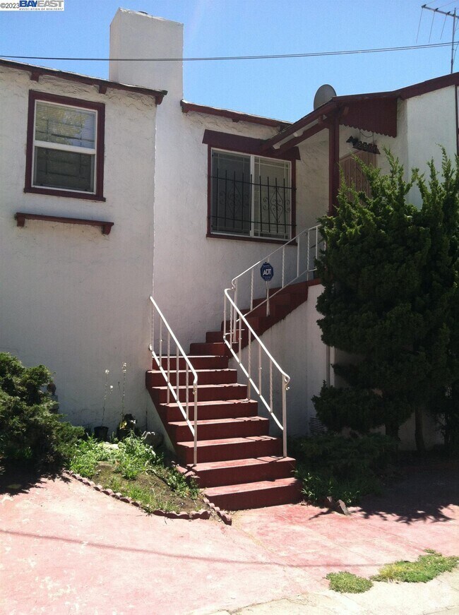 Tuxedo Apartments for Rent Oakland, CA 2 Rentals
