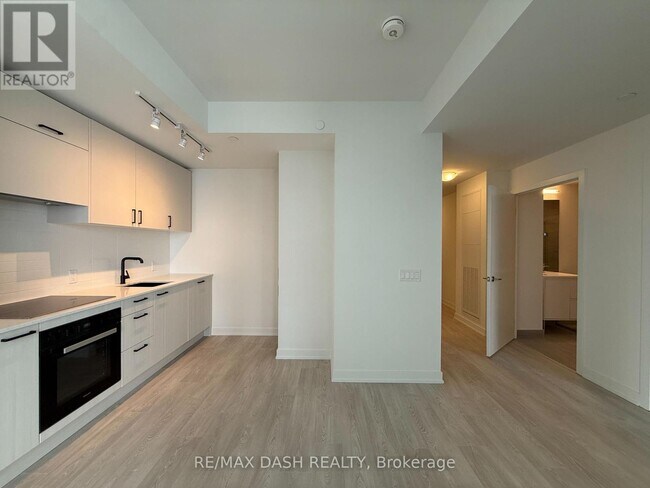 Building Photo - 1 Quarrington Lane