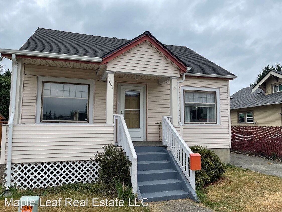 Primary Photo - 3 br, 1.5 bath House - 1207 N 3rd St