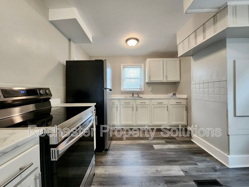 500 Garson Ave Unit Lower, Rochester, NY 14609 Condo for Rent in