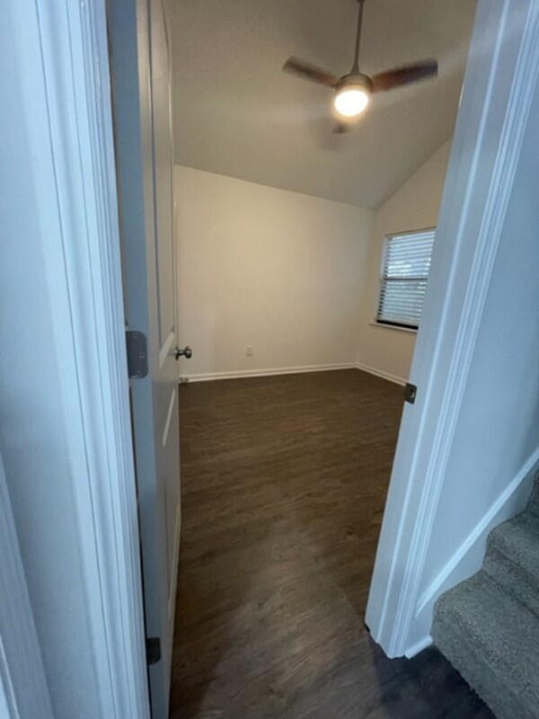 Foto del edificio - 1030 Marsh Ct Ln