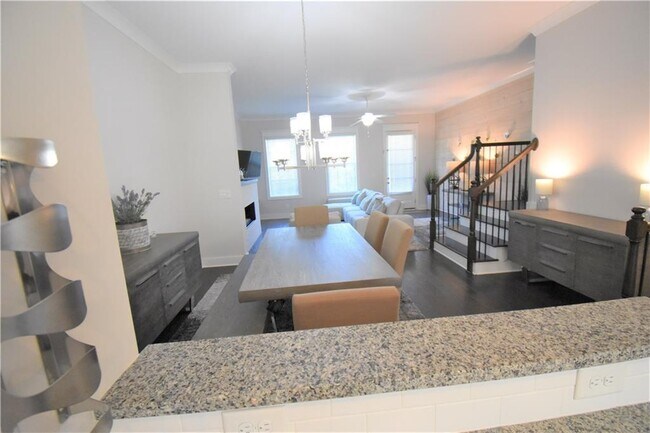 Foto del edificio - 3342 Turngate Ct