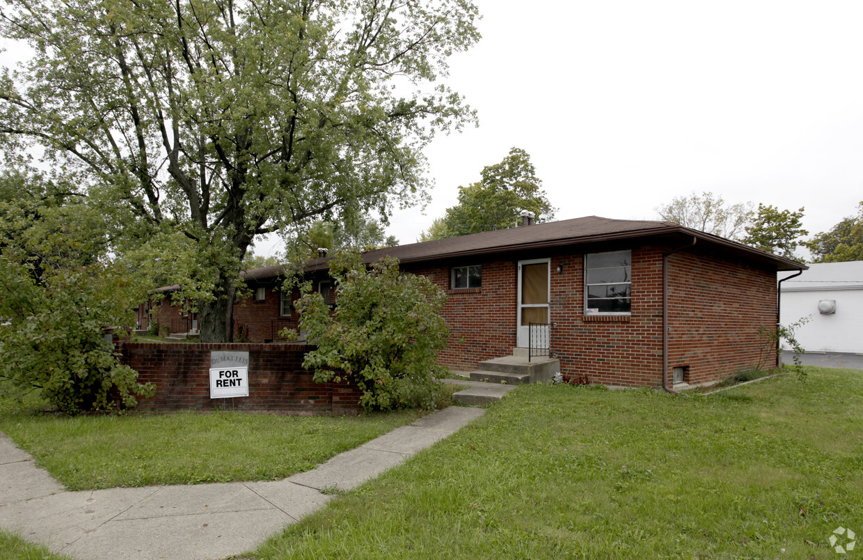 Primary Photo - 3734 Cleveland Ave