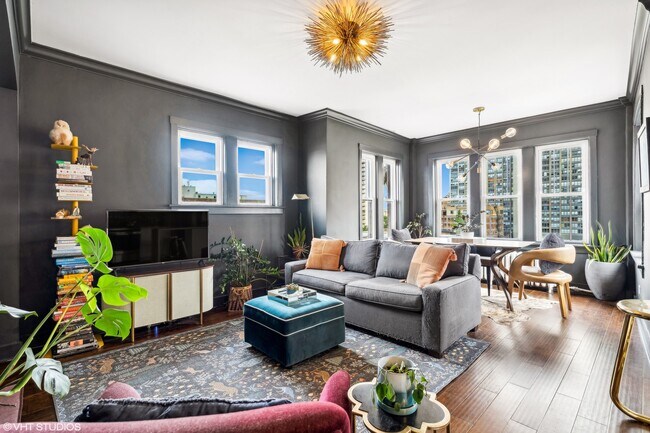 Foto del edificio - 647 W Sheridan Rd